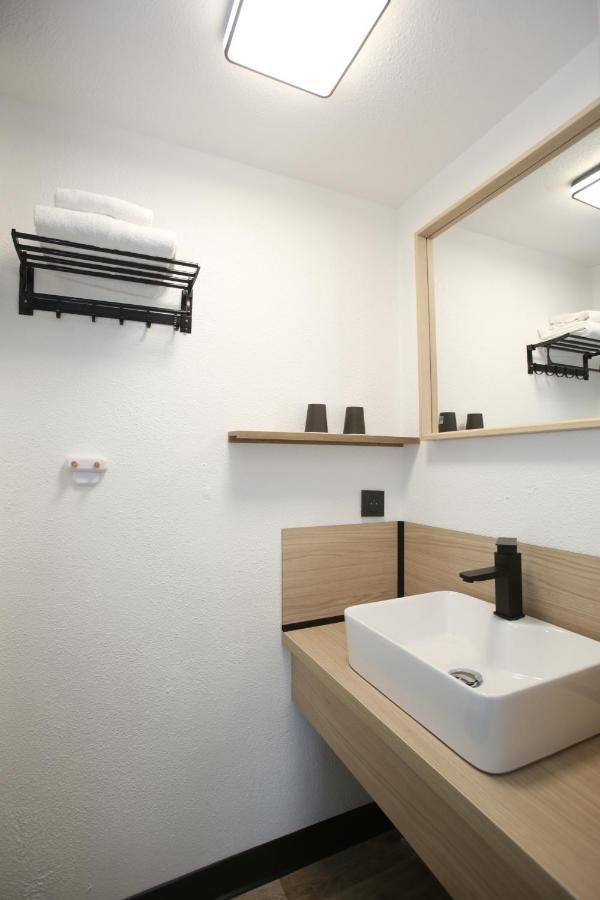 Enzo Hotels Chartres Mainvilliers By Kyriad Direct Exterior foto